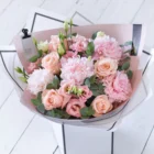 beautifully simple peony bouquet